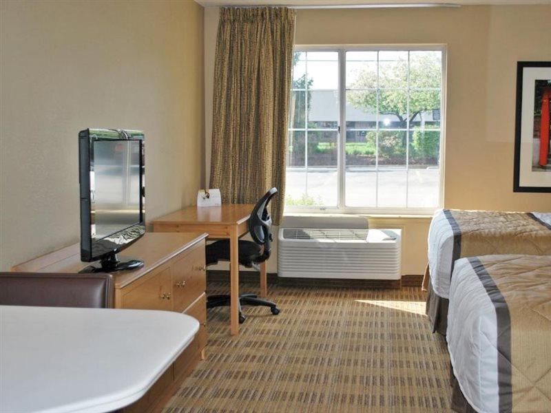 Beachwood Extended Suites Orange Ngoại thất bức ảnh